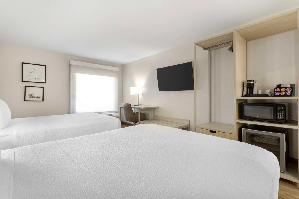 Best Western Plus Sugar Land-Stafford