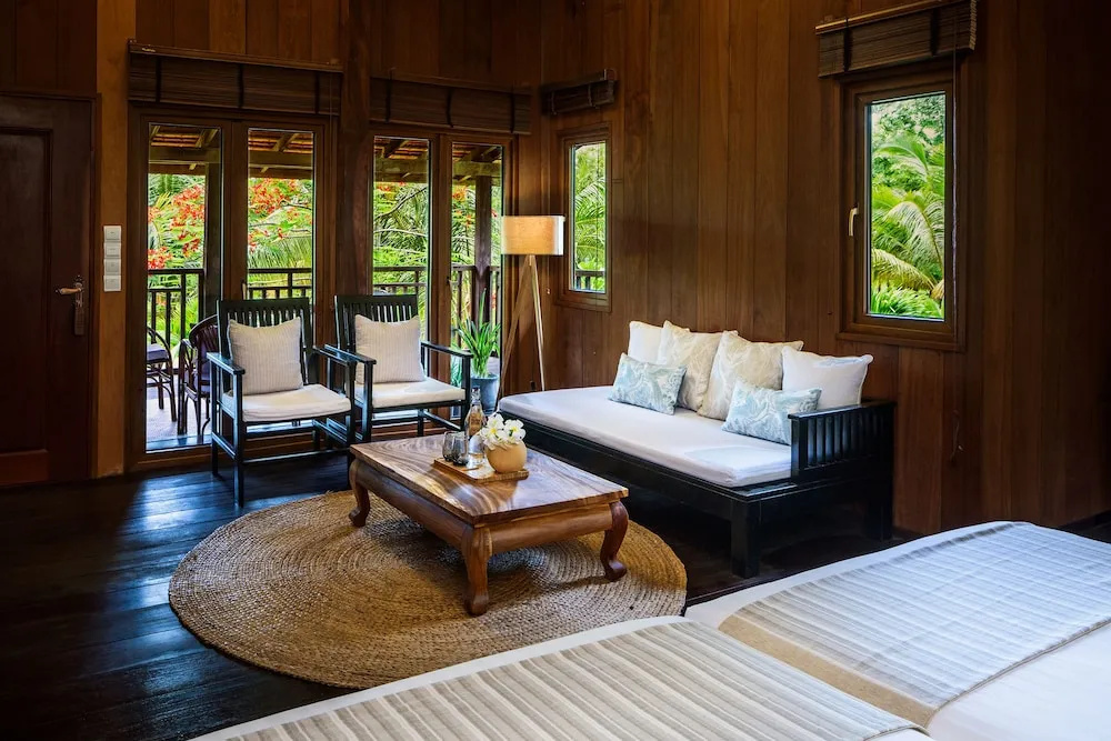 Farmhouse Resort & Spa
