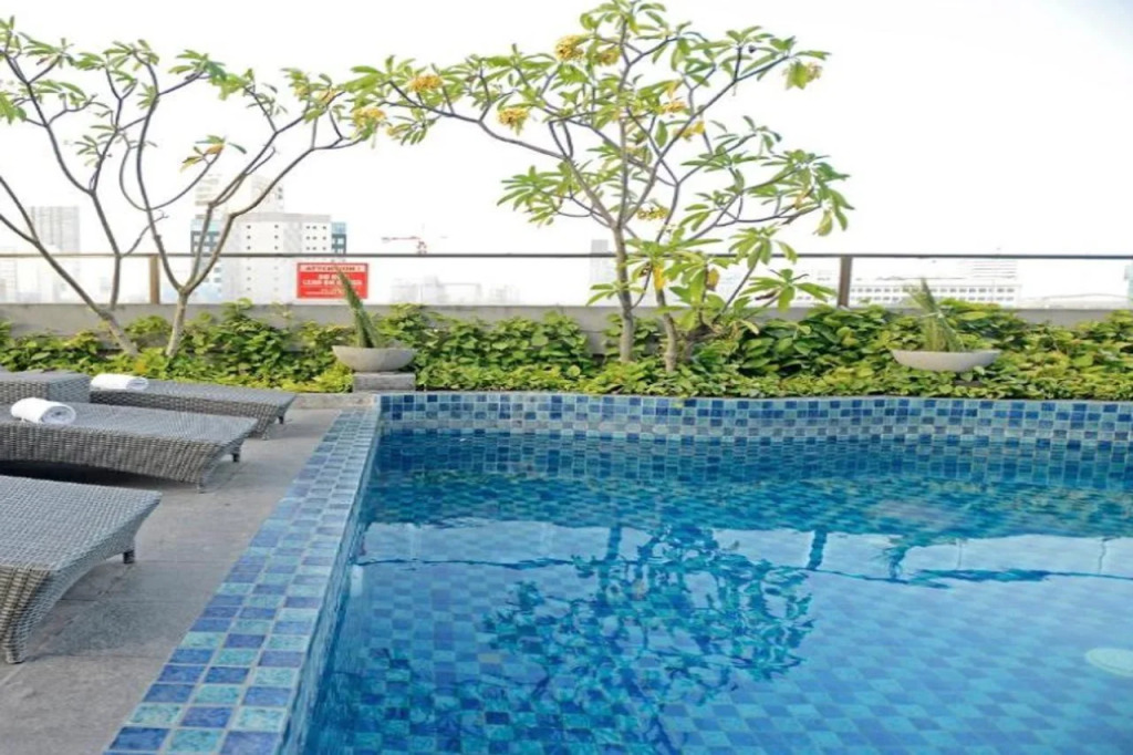 CROWN PRINCE Hotel Surabaya Managed by Midtown Indonesia