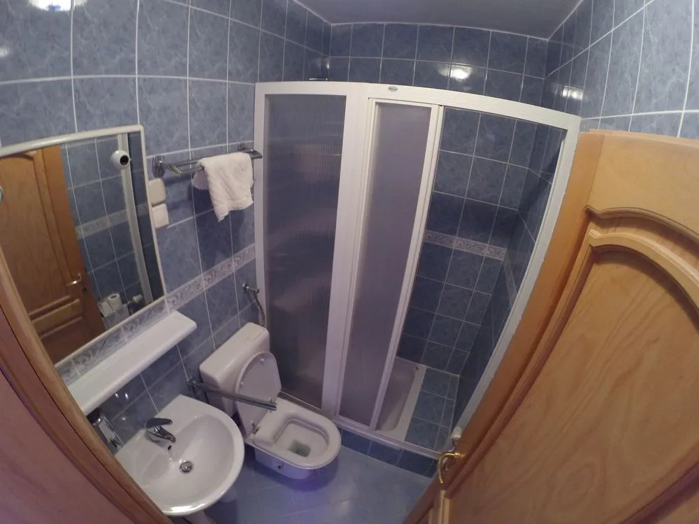 Hotel Lav
