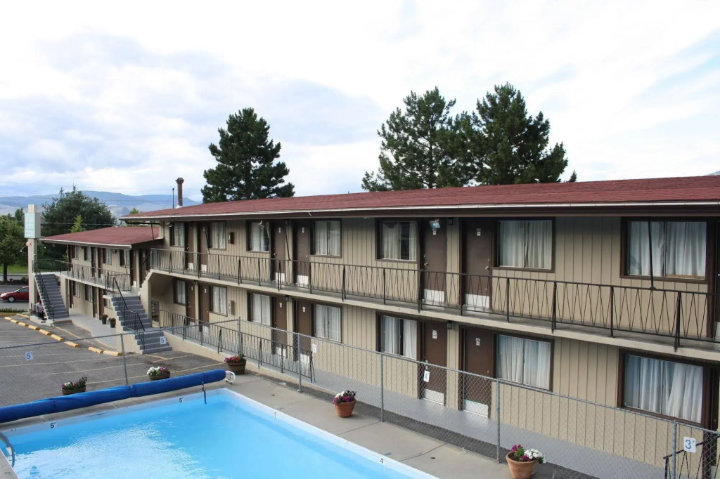 Columbia Motor Inn