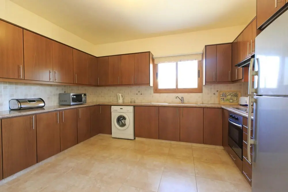Hector Beach Villa Large Private Pool Walk to Beach Sea Views A C Wifi Car Not Required - 2111