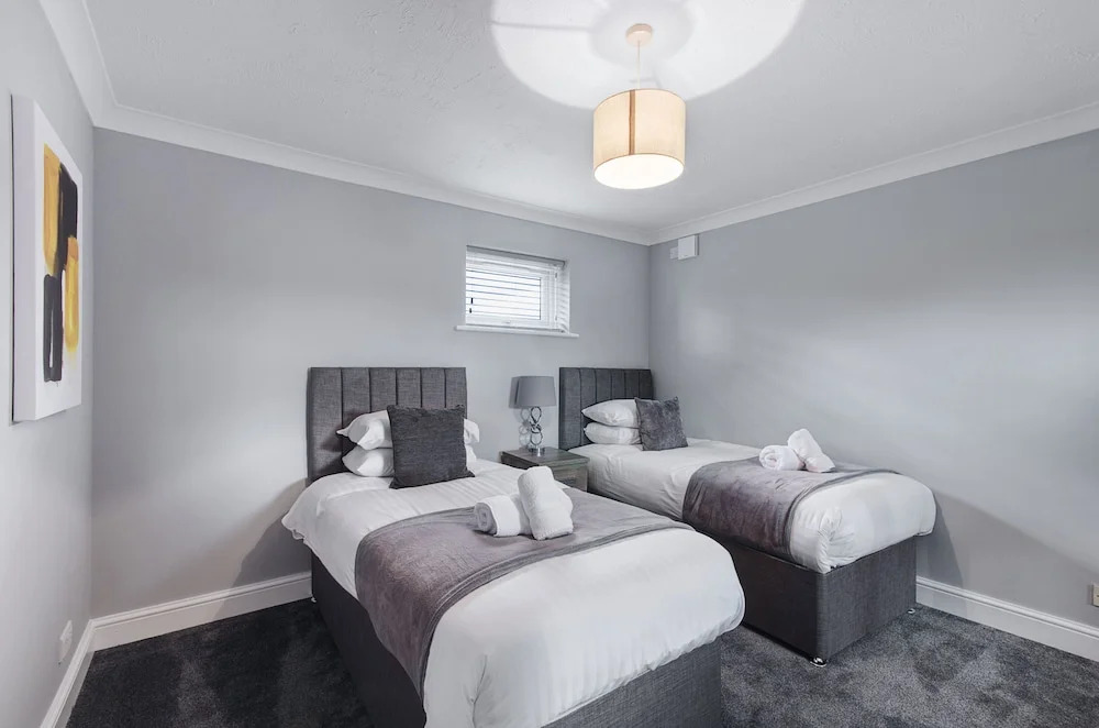 Karah Suites - The Galleria