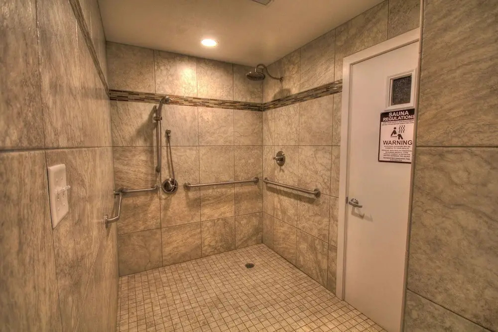 451 El Matador 2 Bedroom Condo by RedAwning