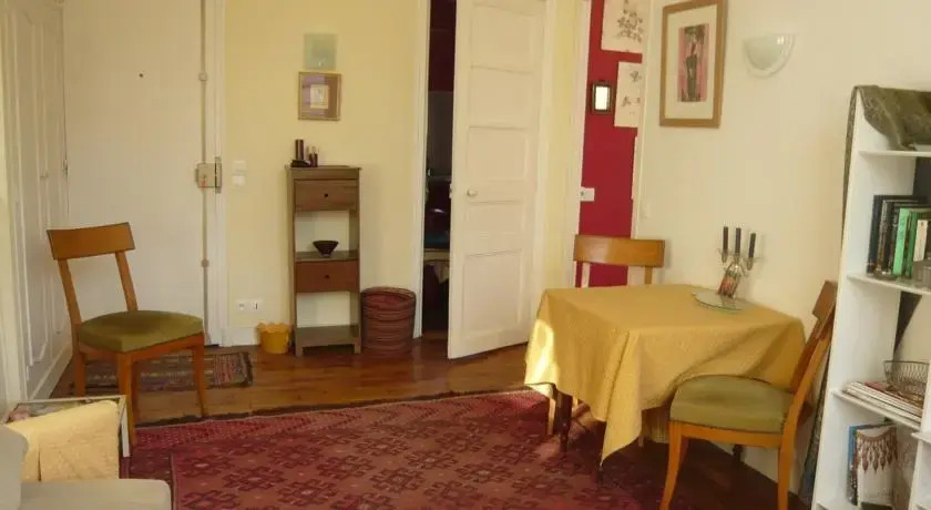 Parisian Home - InvalidesTour Eiffel