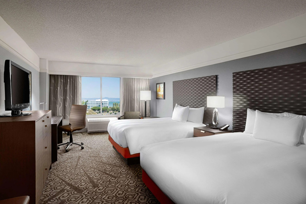 DoubleTree by Hilton San Francisco Airport North Bayfront
