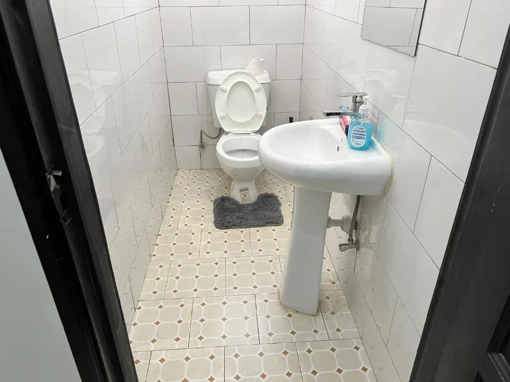 House - Sleeps 6 - Parking - Garden