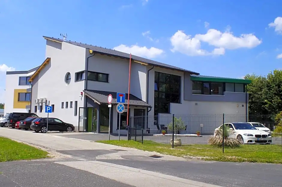 Fitromax Sportpanzió Ajka