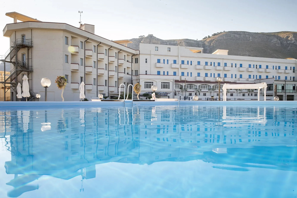Hotel Tirreno