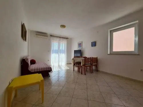 Apartments Daiana 1267