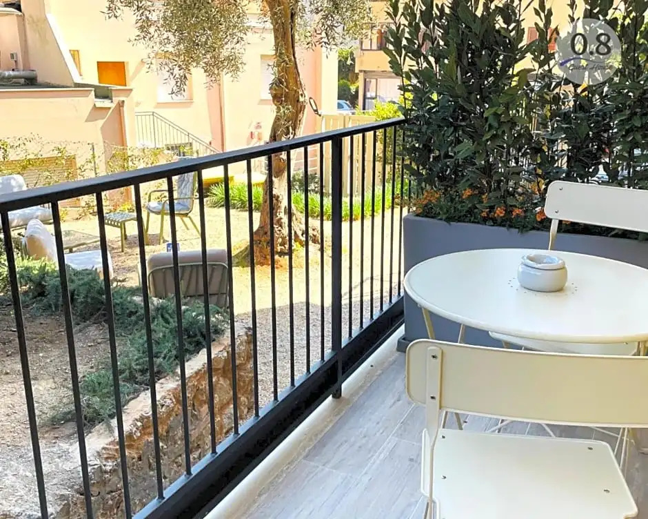 0.8 Guest House