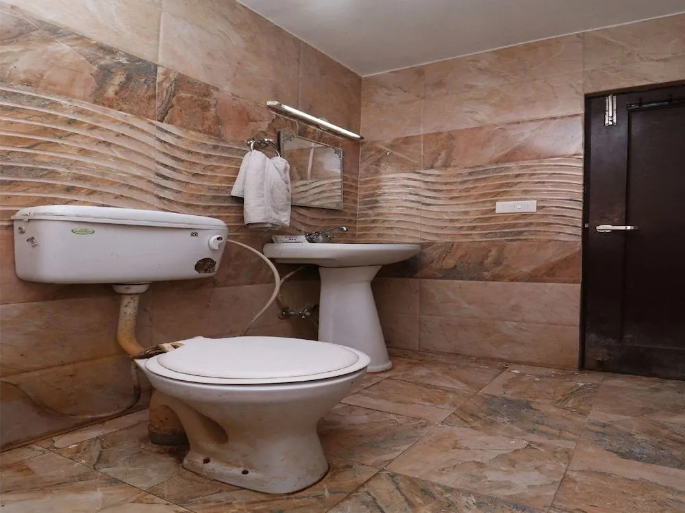 Oyo 29660 Hotel Vardhman Classic