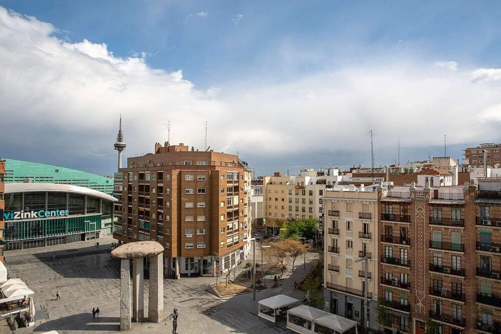 Beautiful 4 Bed 2 Bath Apt in Salamanca