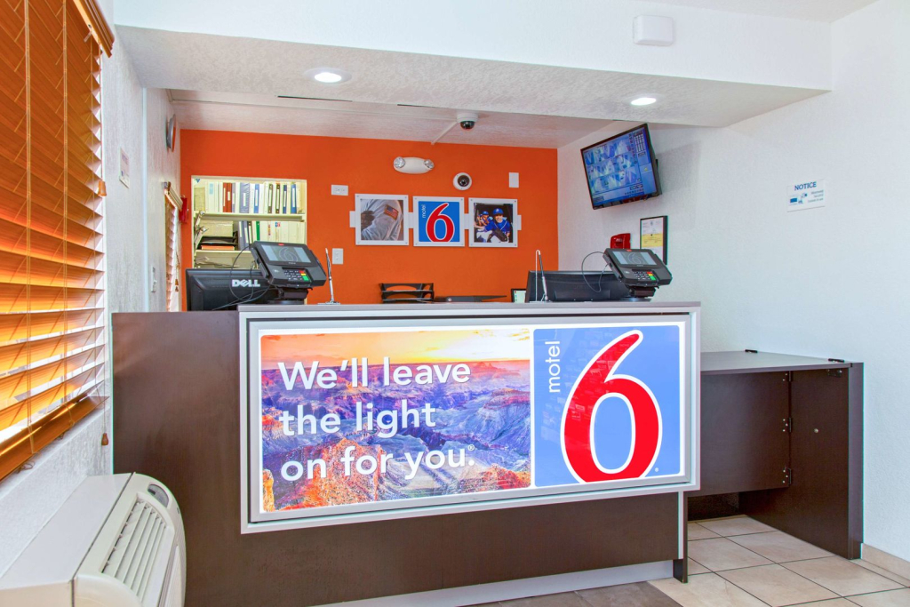 Motel 6-Phoenix, AZ - Airport - 24th Street