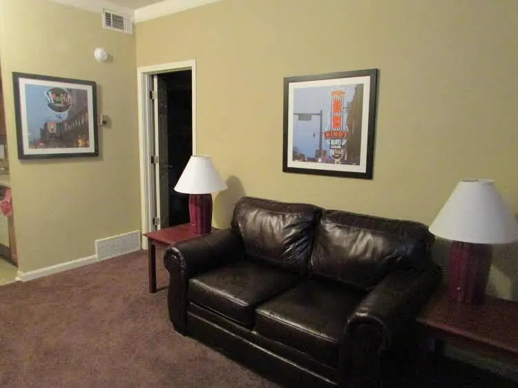 Plantation Oaks Suites & Inn Millington