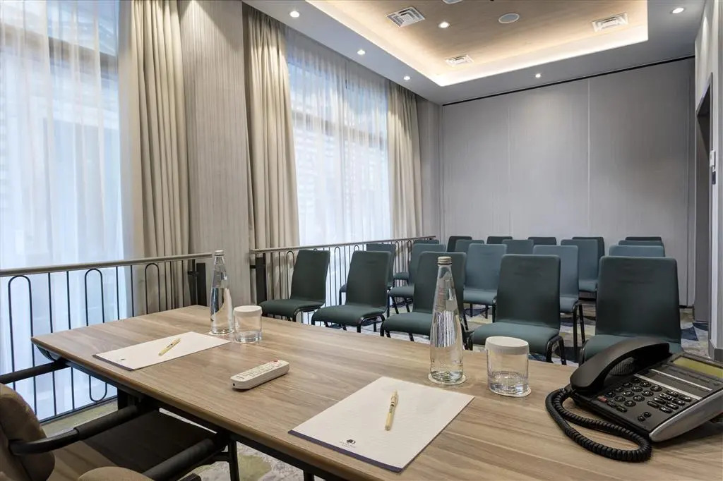 Отель DoubleTree by Hilton Rome Monti