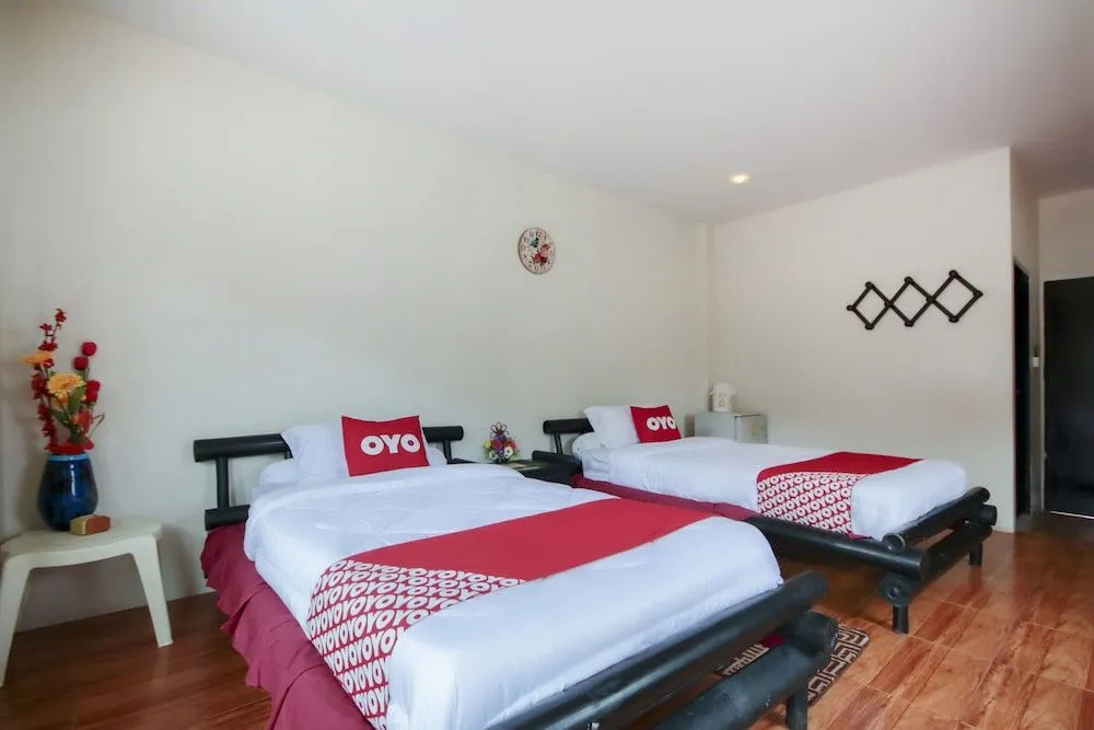 OYO 888 Apinyas Place Karon