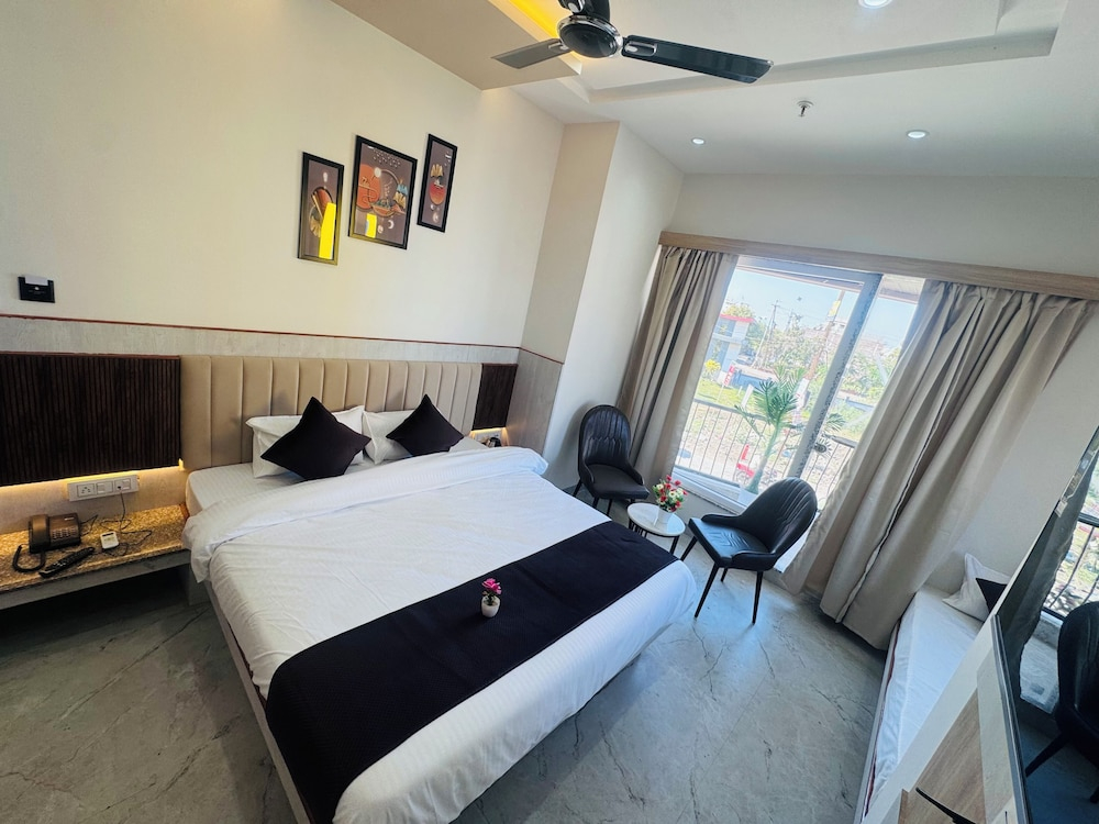 Hotel Purvi By Vilaasitaa Arvindo indore