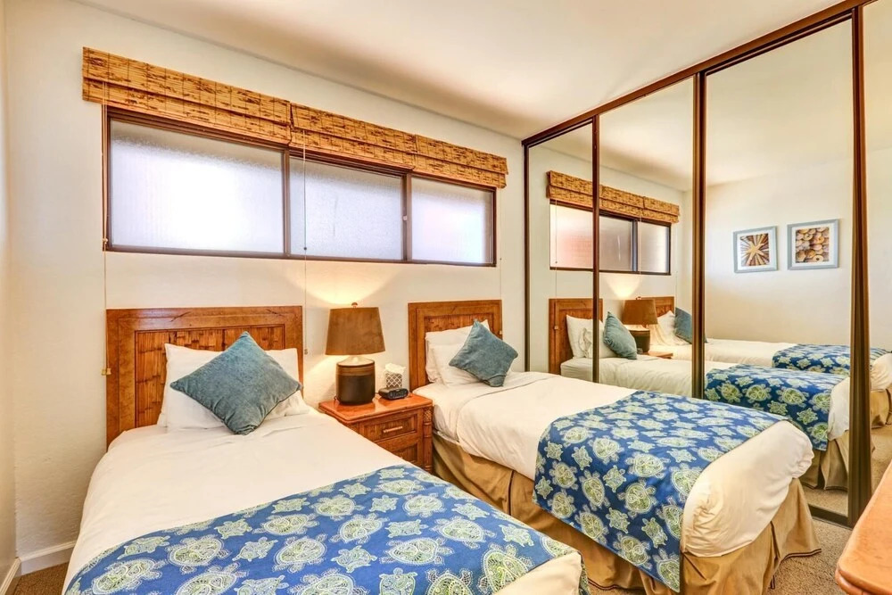 K B M Resorts- Ks-258 Ocean-front Views, 2Bd Large Floorplan, Steps to Pools and Beach!