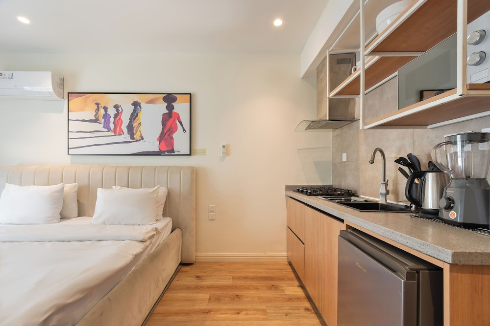 Aima Apartments