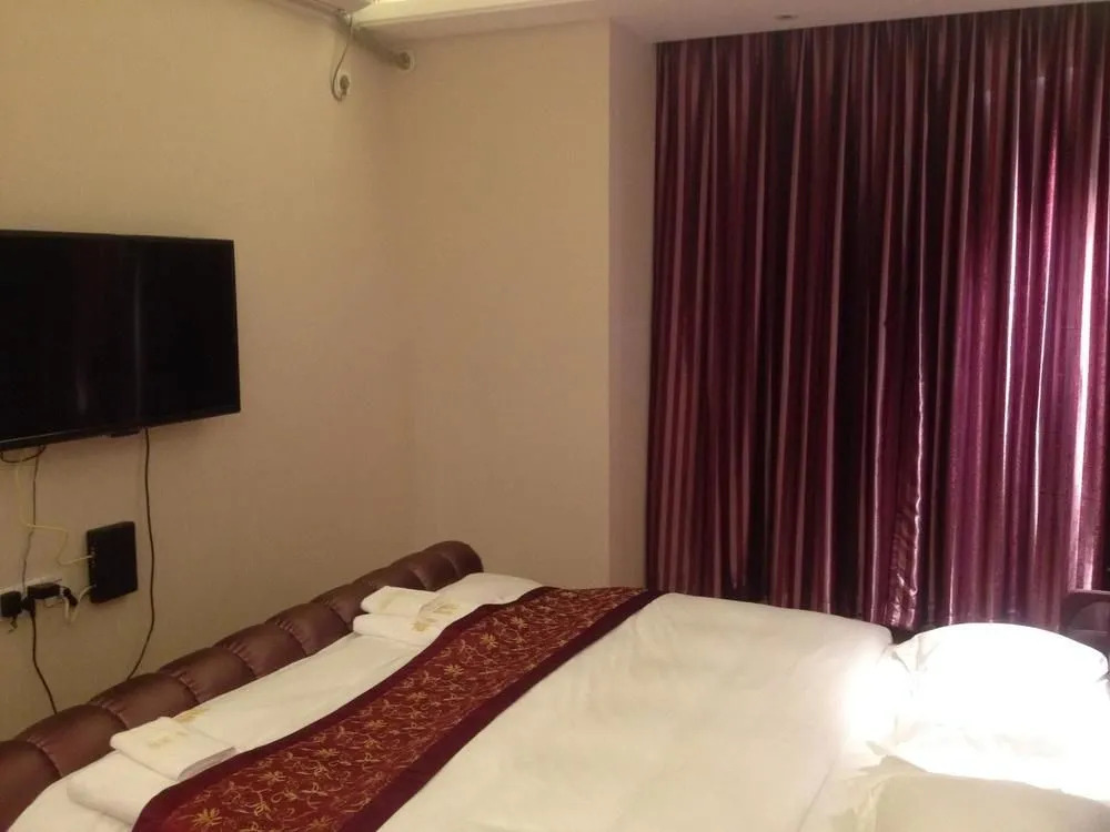 Bojing Hopson Plaza Apartment Hotel - Room 1803