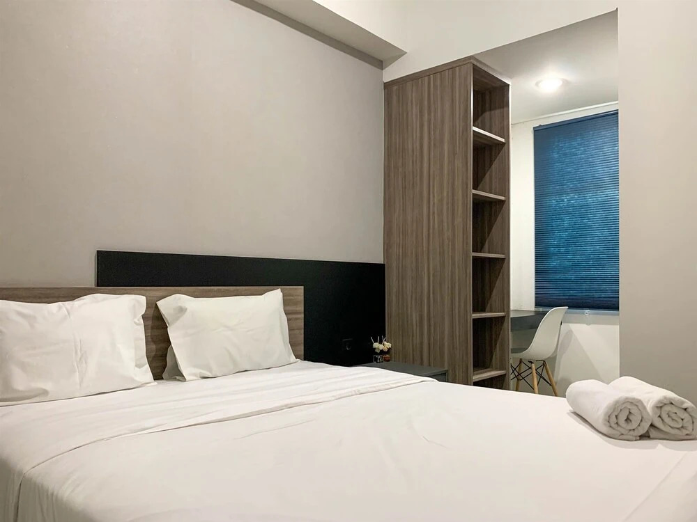 Comfort And Cozy Living 2Br Apartment At Vittoria Residence