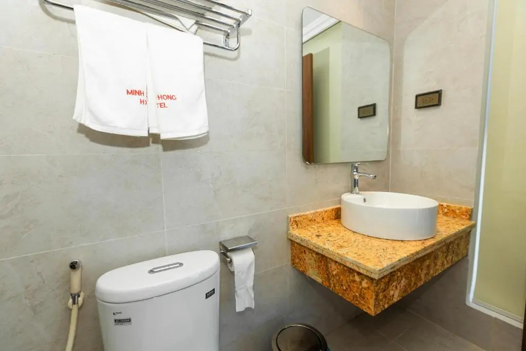 Minh Phong Hotel Ha Long