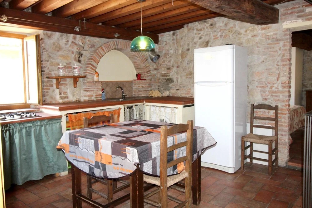 Apartment With 2 Bedrooms in Montepescali, With Wonderful City View -