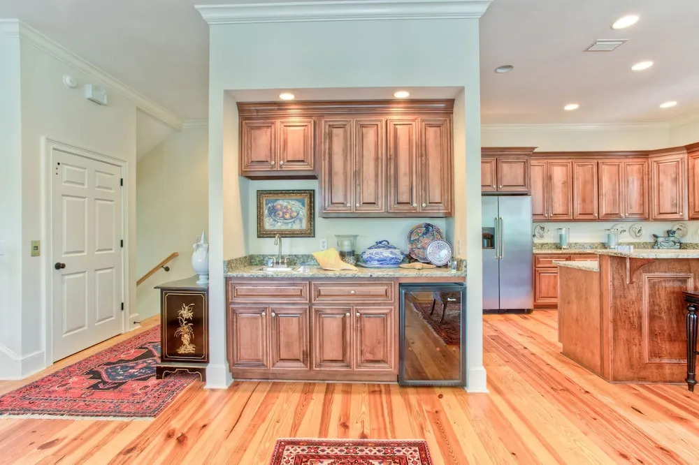 4216 4th Street by Hodnett Cooper