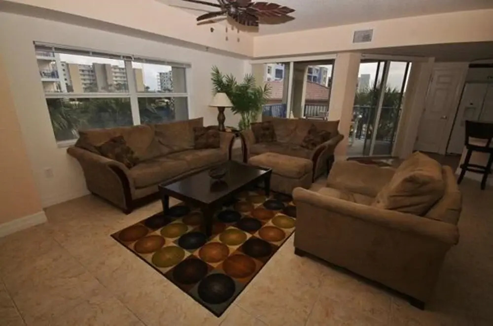 Oceanwalk 14-301 Apartment 3