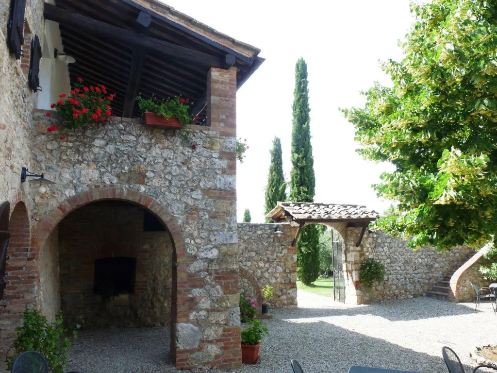 BORGO GALLINAIO 32, Emma Villas
