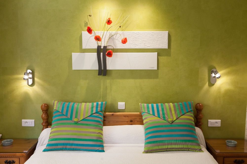 L Escapade Hôtel & Restaurant