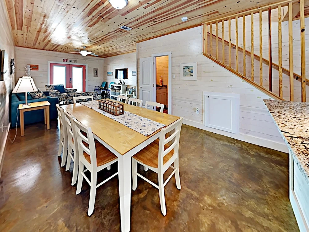 Dancing Dolphins #803 - Three Bedroom Townhome