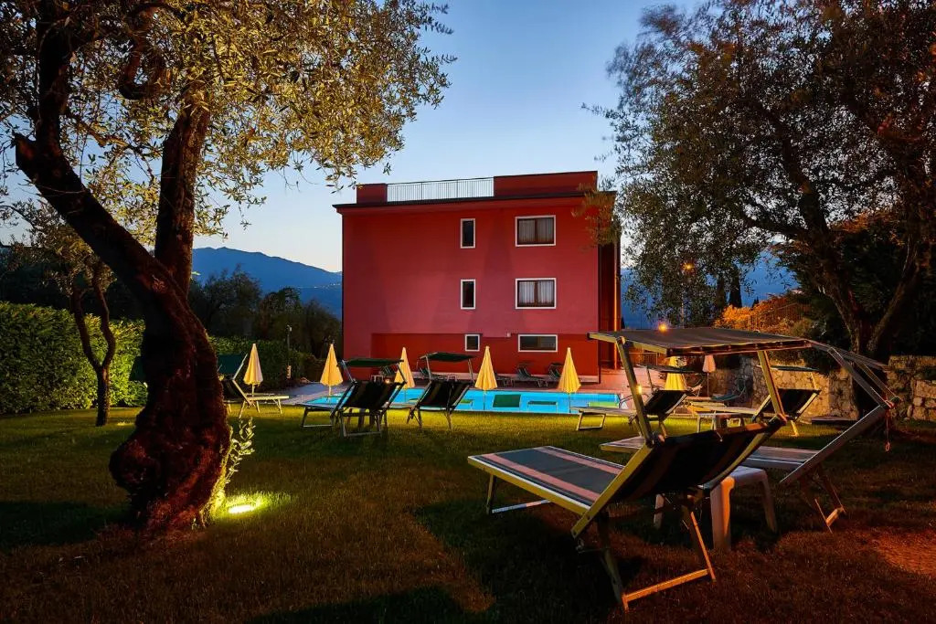 Hotel Vacanze 2000
