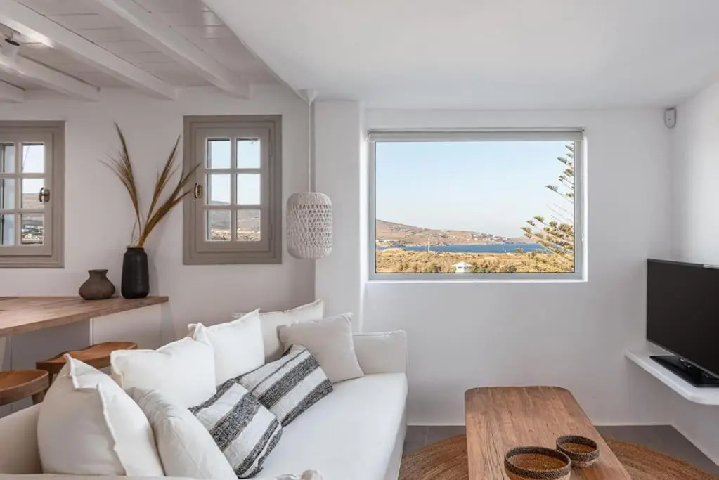 Aura Homes, Villa on Sea - Saint Anna Beach