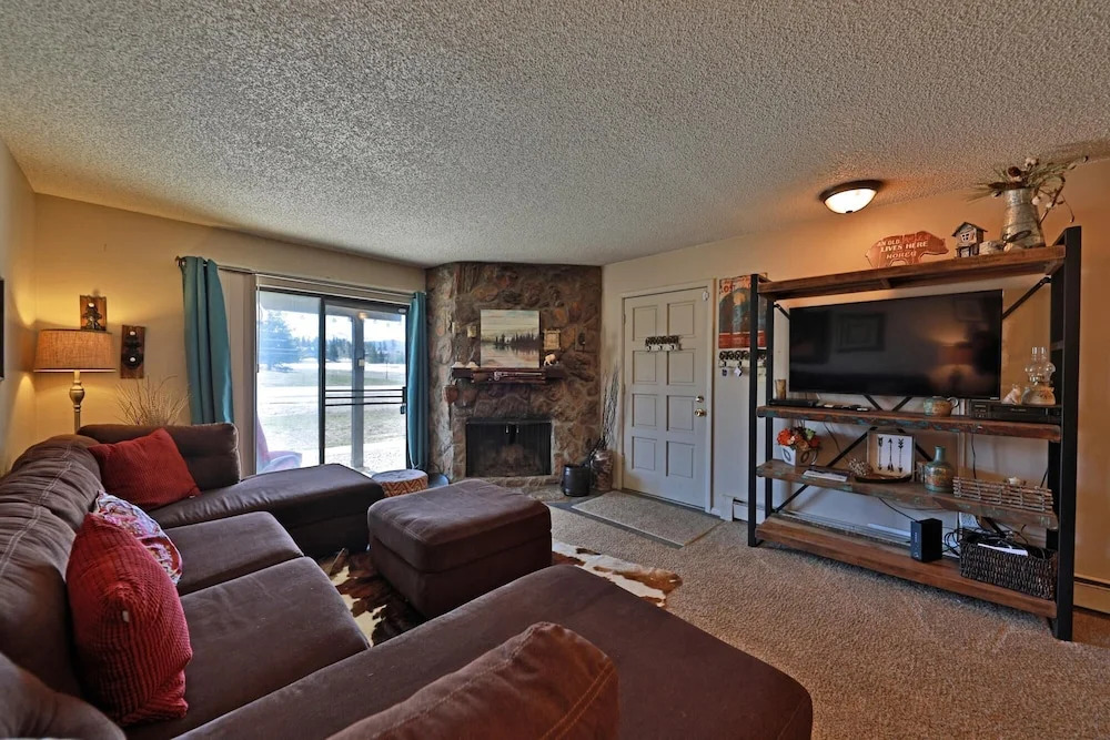 Meadow Ridge Court 7 Unit 6 - 2 Br Condo