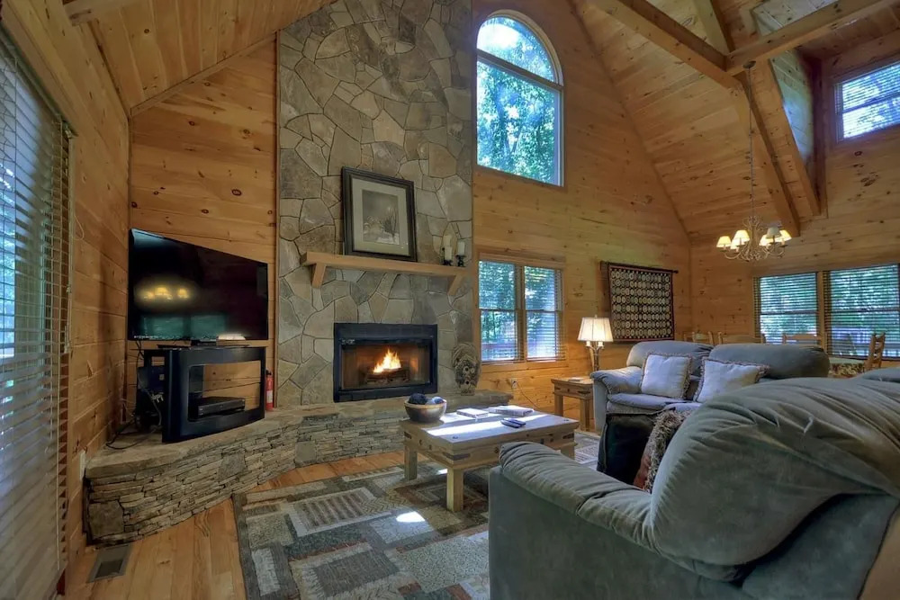Rock Eagle Hideaway