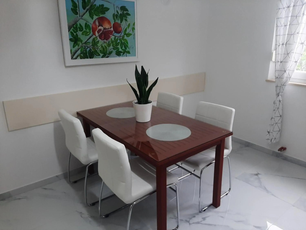 Guest House NO 13
