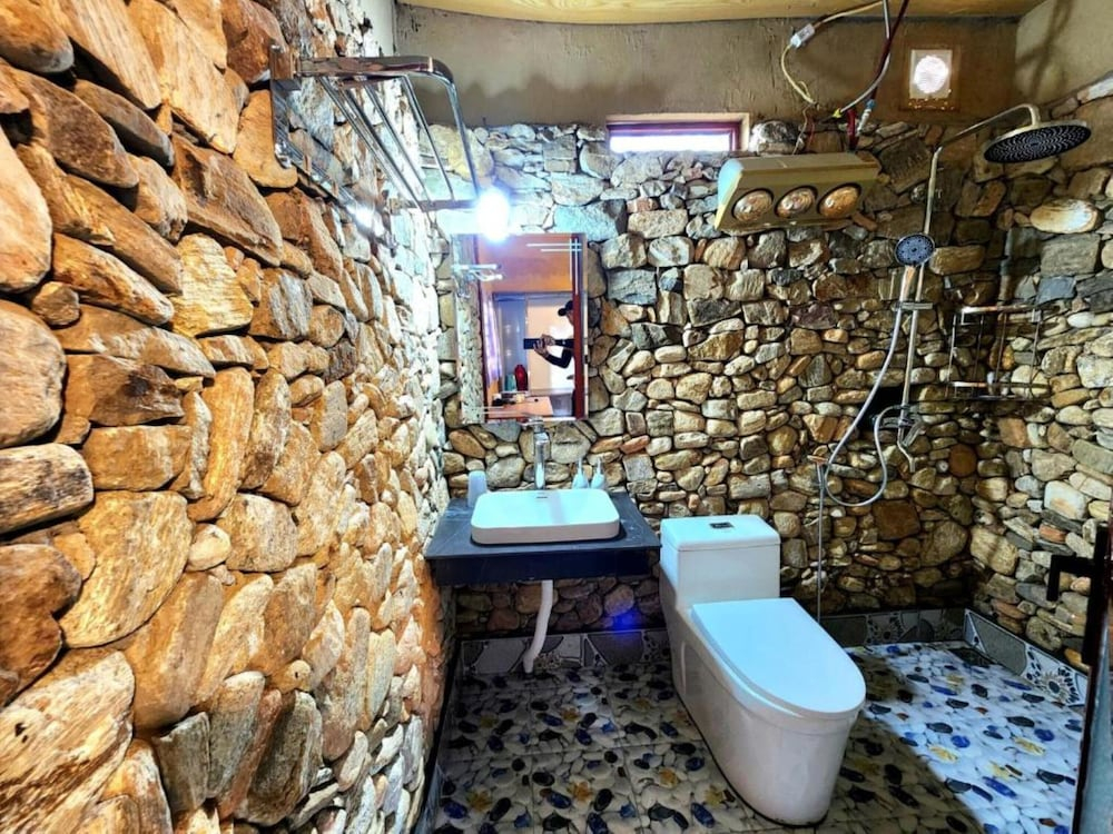 Homestay Khám Phá Y Tý