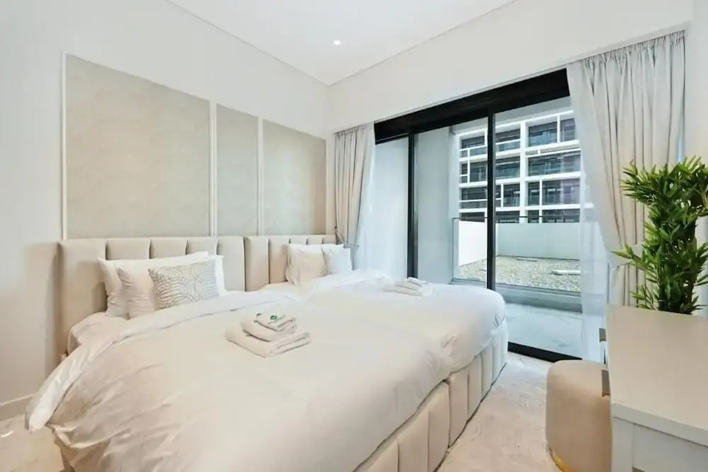 221Bloomfields Grandr2BRAzizi Riviera 67