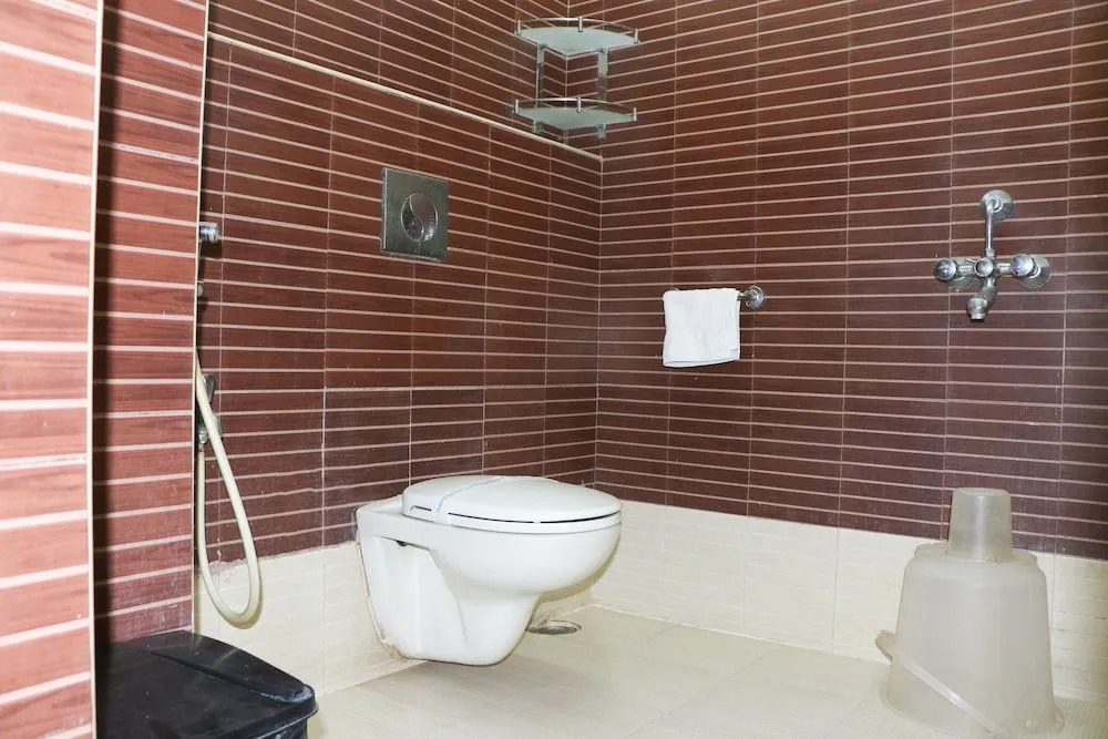 ULO Sai Jayanth Guest House