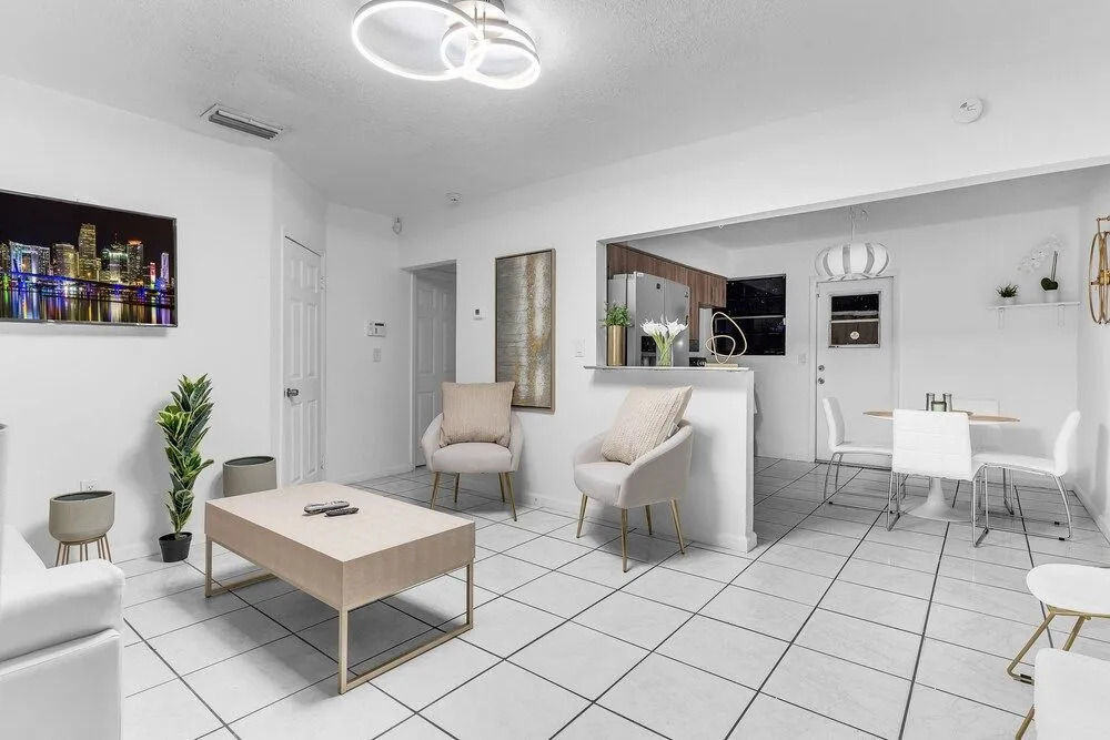 Wynwood Central 2BD Apartment w Parking