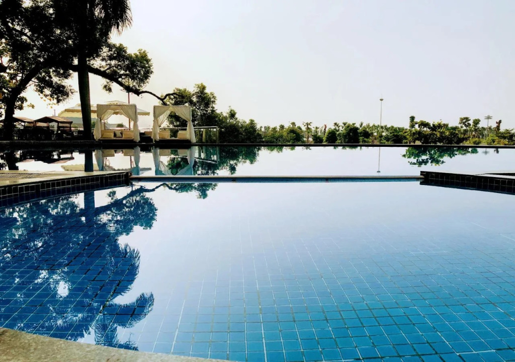 Novotel Ha Long Bay Hotel