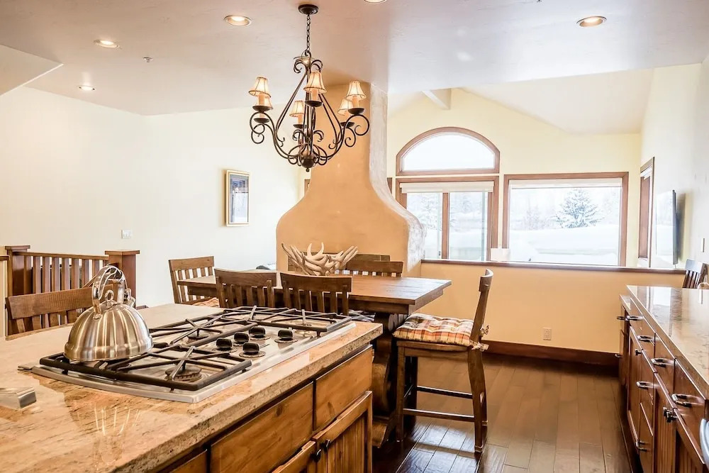 Harriman 4 - 3 Br Home