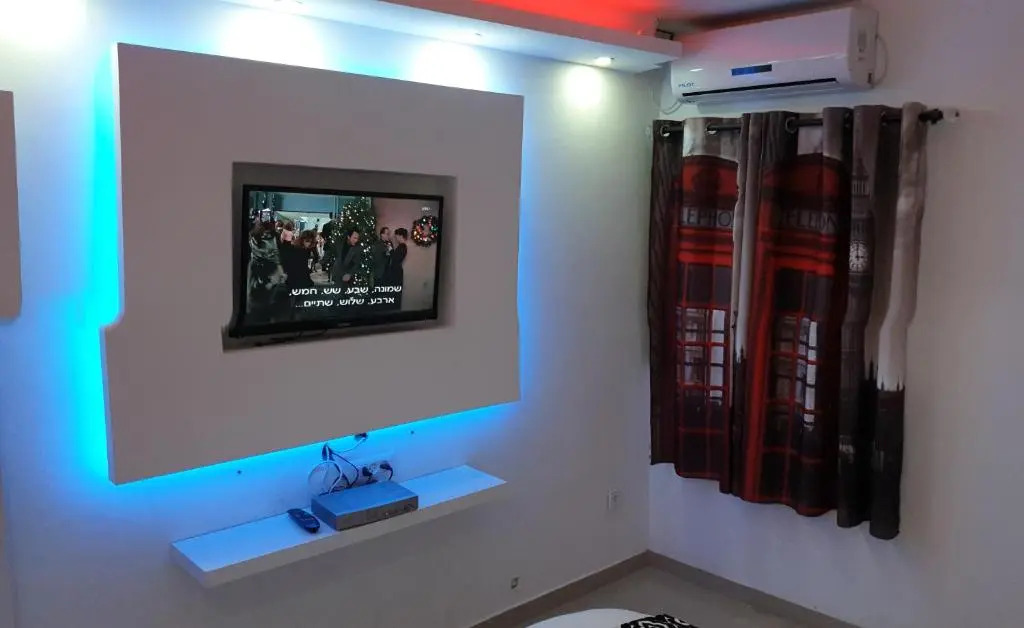 Avshalom Holiday Apartments