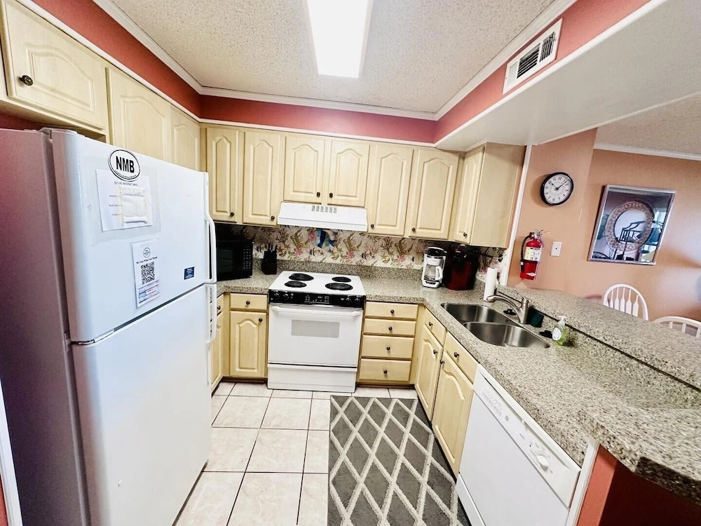 Tilghman Beach And Racquet Club 122 3 Bedroom Condo by RedAwning