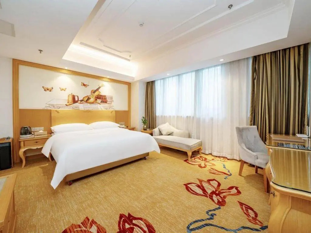 Venus International Hotel(Dongguan Songshan Lake Huawei University Store)