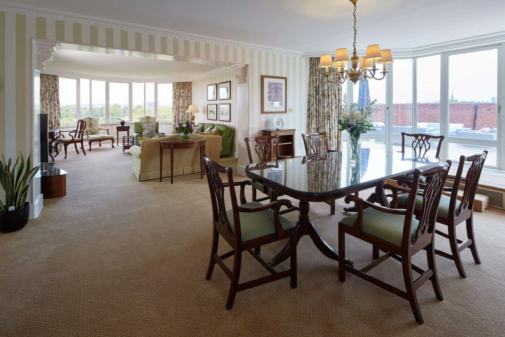 Cheval Thorney Court at Hyde Park