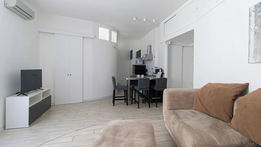 Italianway Easy - Porta Ticinese 83