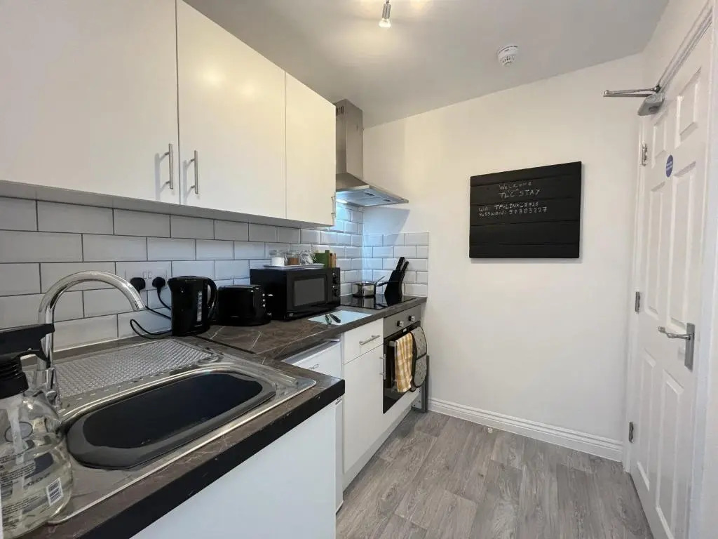 Modern 1 bed studios for comfy stay in Preston